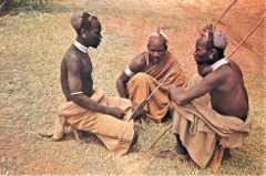 Uomini Turkana - click per ingrandire